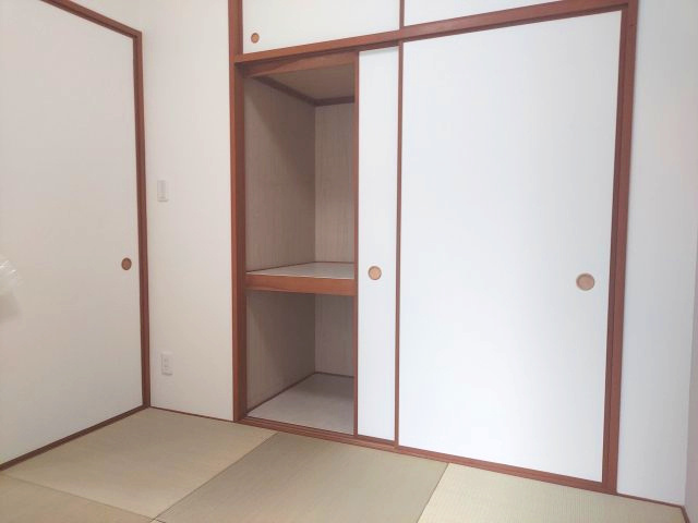ファミール逆瀬川ザ・ガーデンの和室|和室約4.5帖