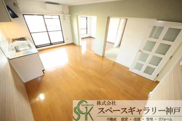ルモンクレール枝吉の居間・リビング|※お部屋により仕様が異なる場合があります。