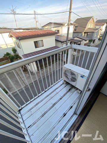 ラルースのバルコニー