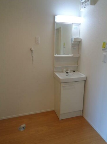 アークシティ東大宮の独立洗面台