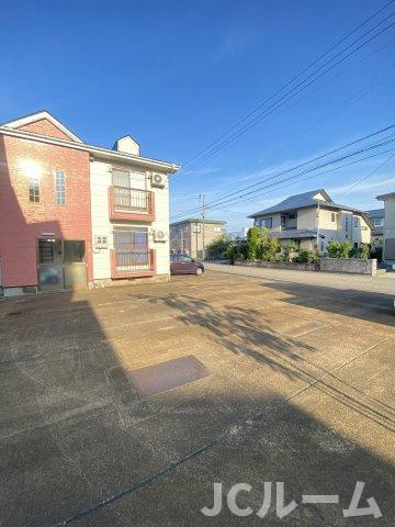 サンミリオンの駐車場