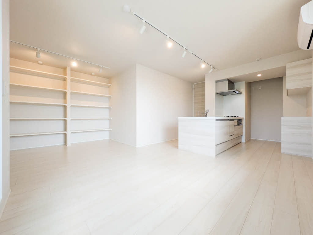 熊本市中央区新屋敷３丁目の賃貸マンションの居間・リビング