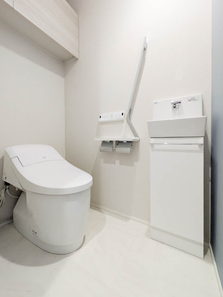 熊本市中央区新屋敷３丁目の賃貸マンションのトイレ