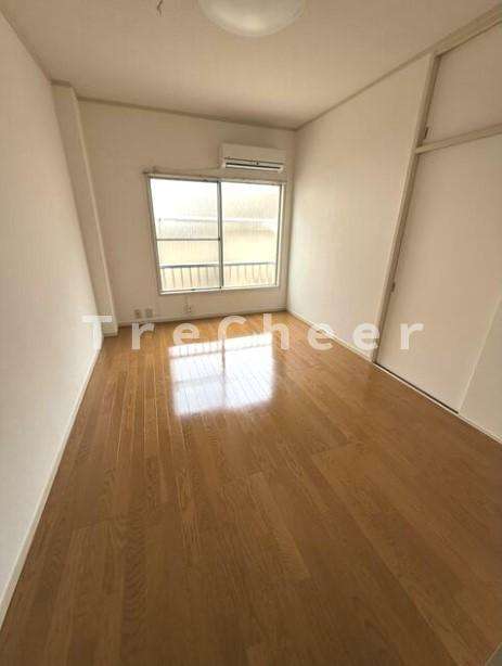 ハイツテラムラの居間・リビング