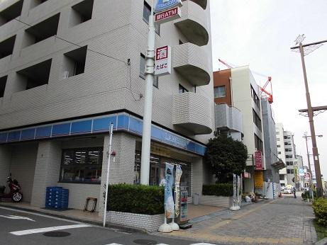 近隣　コンビニ