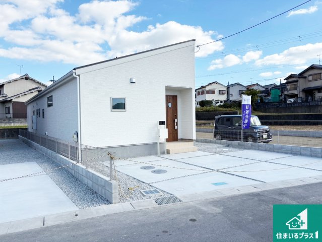 13(土)14(日)現地説明会開催　生駒郡斑鳩町龍田の外観|安心の10年保証！外観を美しく保ち、雨水で汚れを落とします！気になることがありましたら、お気軽にお問い合わせください！