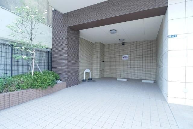 ＡＲＴＥＳＳＩＭＯ　ＩＳＭの駐車場