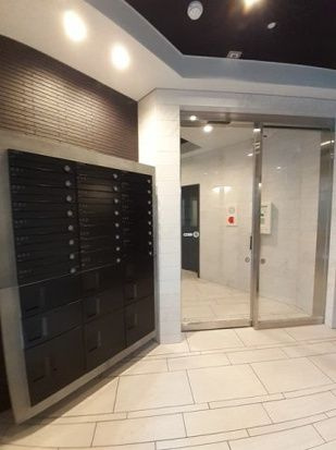 オルフェ門仲のエントランス