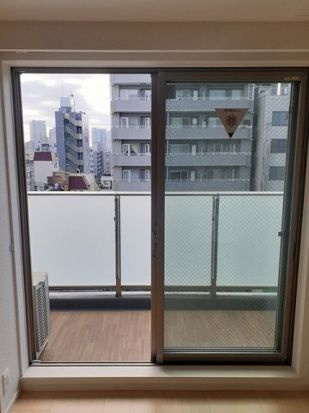 オルフェ門仲のバルコニー