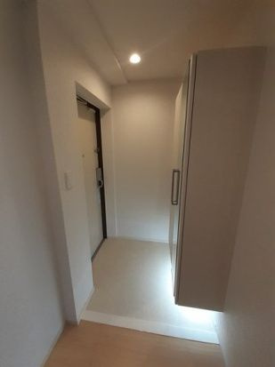 オルフェ門仲の玄関