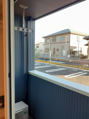 【バルコニー】 | タートルヒルズ５ｔｈ | 外からの目が気にならないバルコニーで洗濯物が干せます