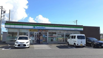 【周辺】 | タートルヒルズ５ｔｈ | ファミリーマート 木更津長須賀まで450m