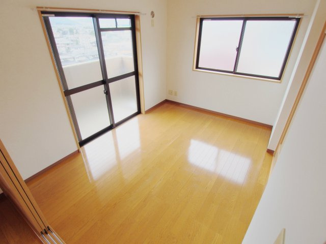 グランドハイツの寝室