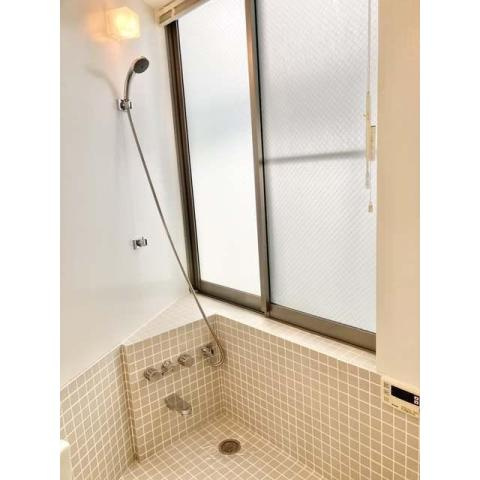 サクラノキテラス中目黒　デザイナーズ　テラスハウス　礼金0　敷金0の浴室