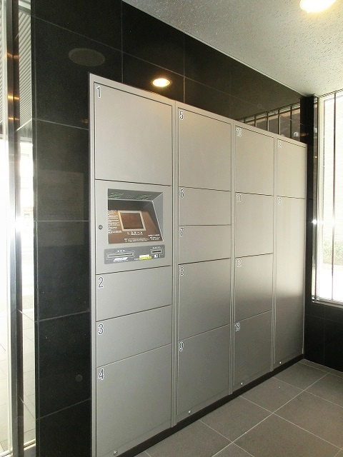 エスティメゾン浅草駒形の設備|不在時に便利な宅配ＢＯＸです