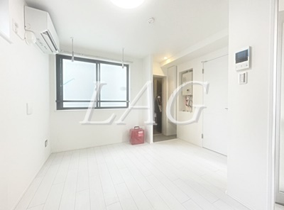 【居間・リビング】 | カンパネラ寺町 | 洋室のお部屋です。