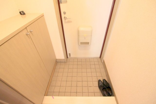 シャルマンコーポ荒牧の玄関|※同建物の類似写真になります。