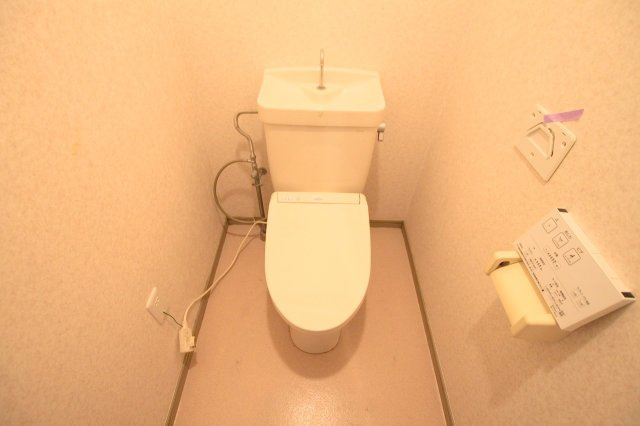 シャルマンコーポ荒牧のトイレ|※同建物の類似写真になります。