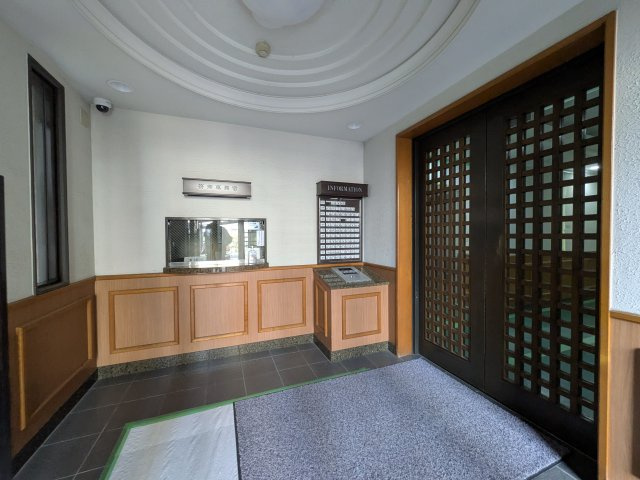 【エントランス】