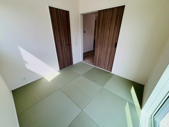 リナージュ／東区秋津1丁目第1期／1号棟の和室