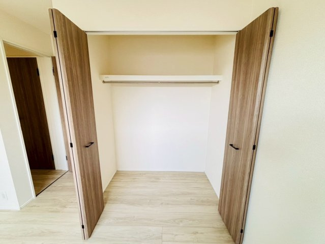 リナージュ／東区秋津1丁目第1期／1号棟の収納