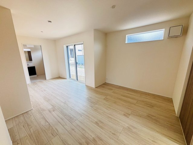 リナージュ／東区秋津1丁目第1期／1号棟の居間・リビング