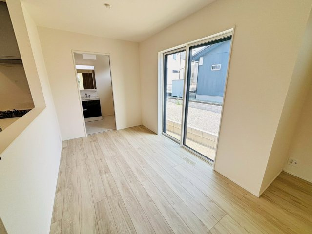 リナージュ／東区秋津1丁目第1期／1号棟の居間・リビング