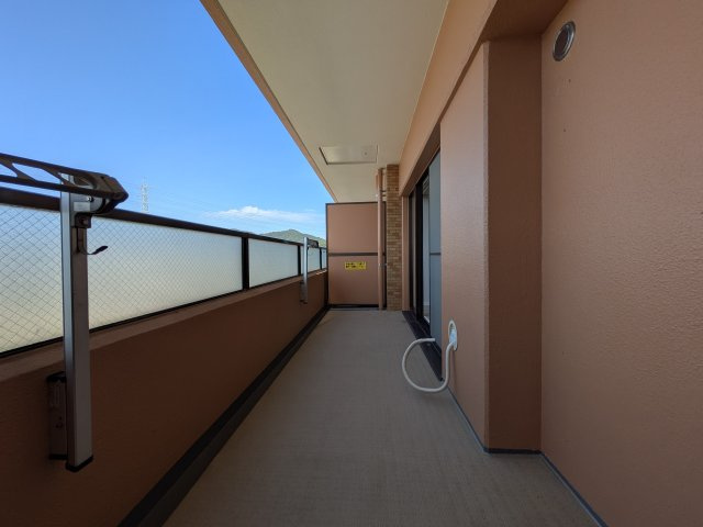 【バルコニー】