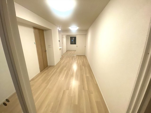 ファミリアメゾン　Ⅰの居間・リビング