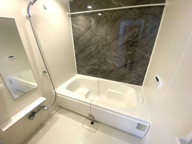 ファミリアメゾン　Ⅰの浴室