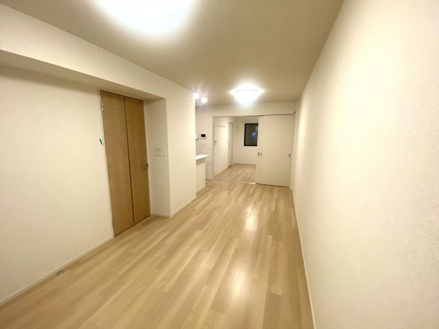 ファミリアメゾン　Ⅰの居間・リビング