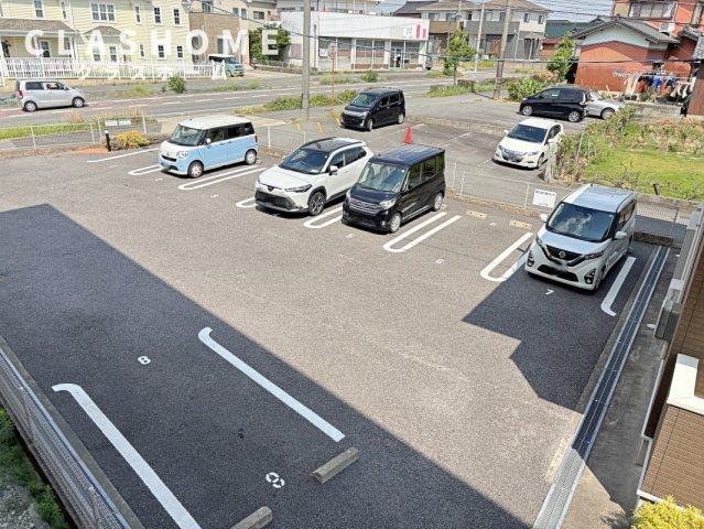 フィオーレ　　刈谷市近郊の賃貸ならクラスホーム刈谷店の駐車場
