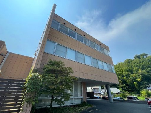 佐鳴台ビルの外観