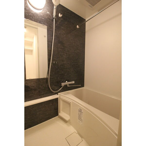 エスリードレジデンス上前津フロント　名古屋市賃貸　仲介手数料無料の浴室