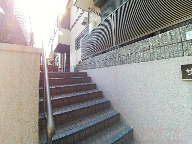 サンコートのエントランス