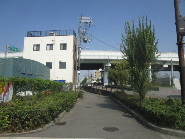 大阪市西成区北津守４丁目の倉庫