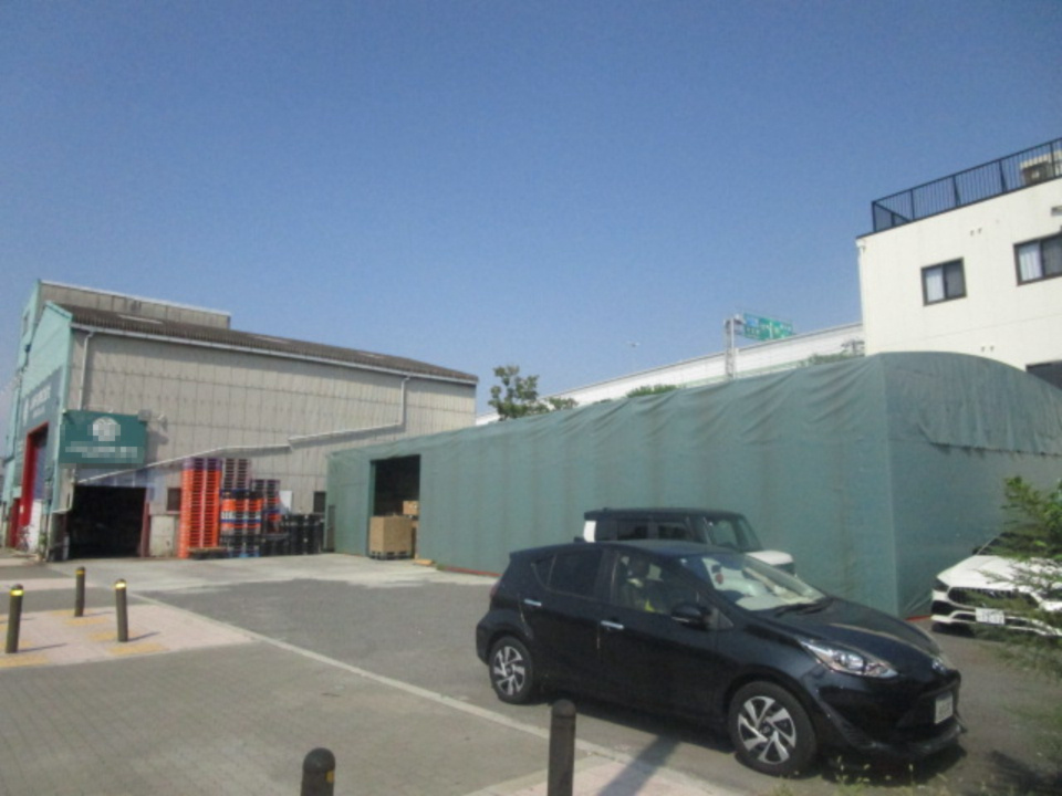 大阪市西成区北津守４丁目の倉庫