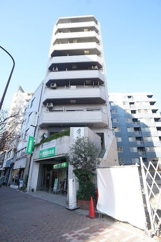 サンセール広尾の外観|鉄筋コンクリート造・総戸数は22戸です。