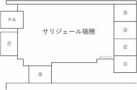 サリジェール瑞穂の駐車場