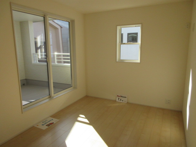 【仲介手数料無料】新築戸建　熊谷市宮本町223（全2棟）の洋室