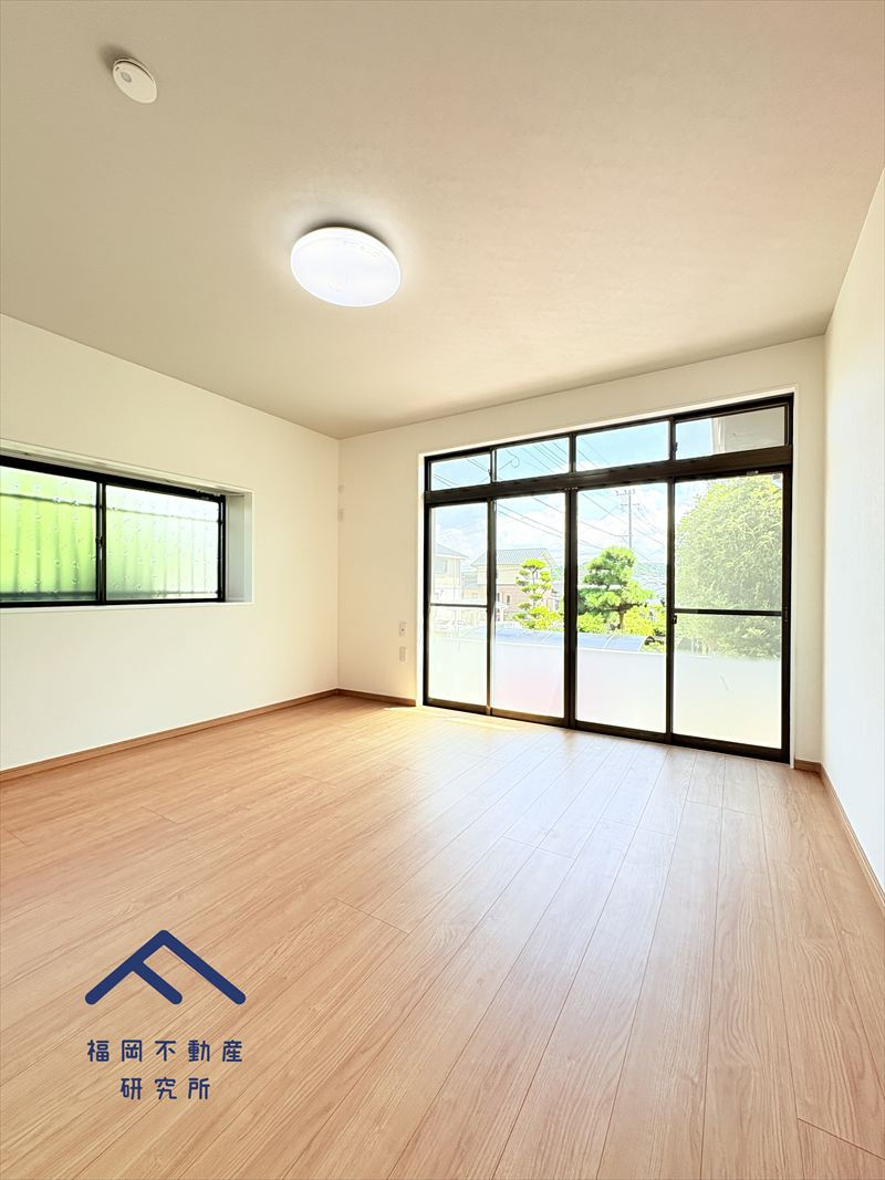 宗像市ひかりヶ丘５丁目　戸建ての洋室