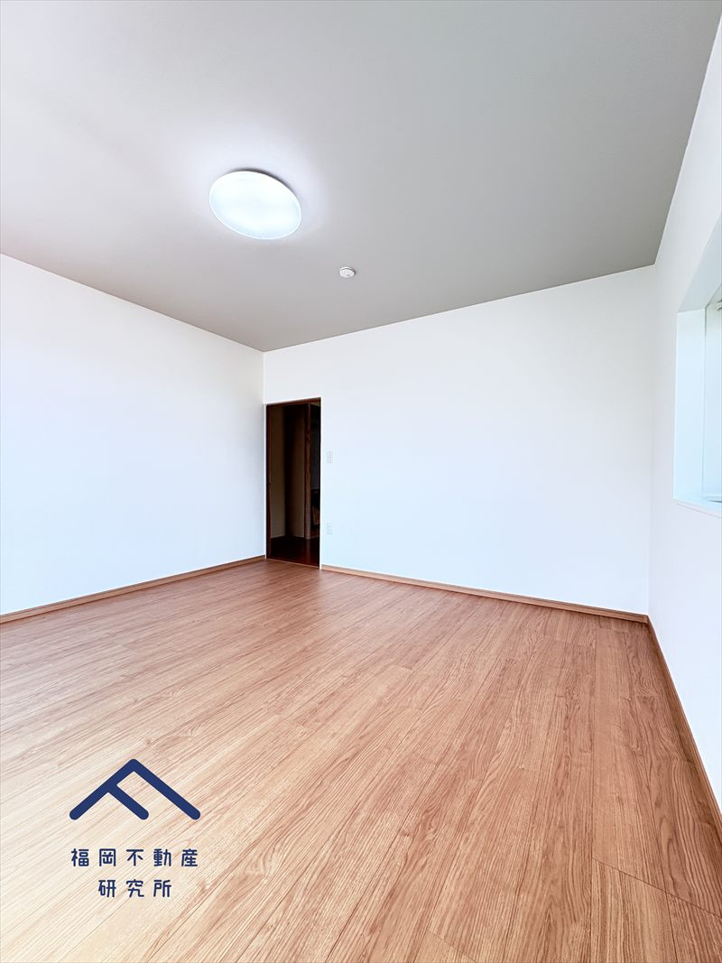 宗像市ひかりヶ丘５丁目　戸建ての洋室