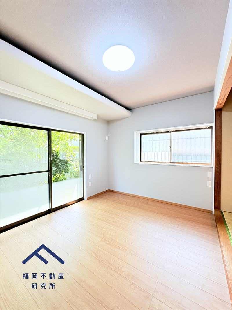 宗像市ひかりヶ丘５丁目　戸建ての洋室