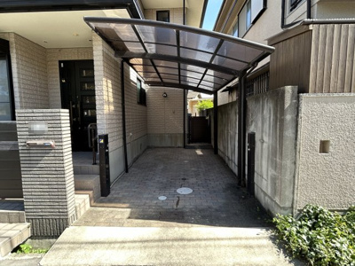 【駐車場】 | 野上４丁目中古戸建 | 駐車場があるので、車を買う予定の方も安心です