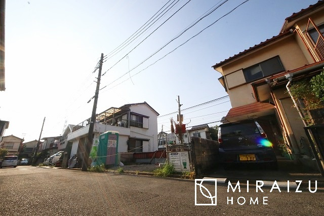 【外観】 | 人生100年時代、永く安心してお住まいいただくために、大切なご家族と財産を守ることのできる地震に強い安心な住宅！お休みの日にご家族で見学はいかがでしょう♪
