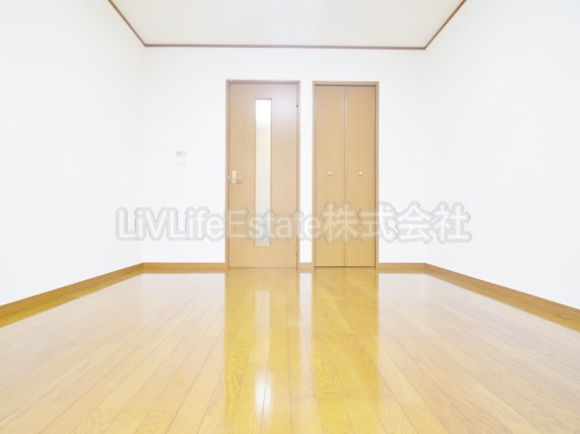 西東京市南町１丁目のアパートの寝室