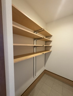 【収納】 | GRAN　FELIDIA川口市八幡木 | シューズインクローゼットを設置。ベビーカー・アウトドア用品を帰宅後靴のまま収納できる空間です。