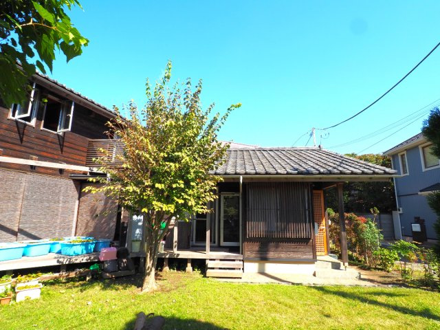 海まで徒歩５分！伝統工法建築の自然素材の家の外観