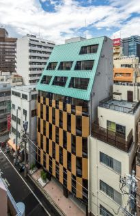 台東区東上野３丁目の賃貸マンションの外観