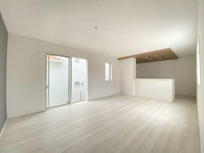 【居間・リビング】 | 南城市玉城糸数3期（全4棟）1号棟 | 1号棟　LDK17帖♪